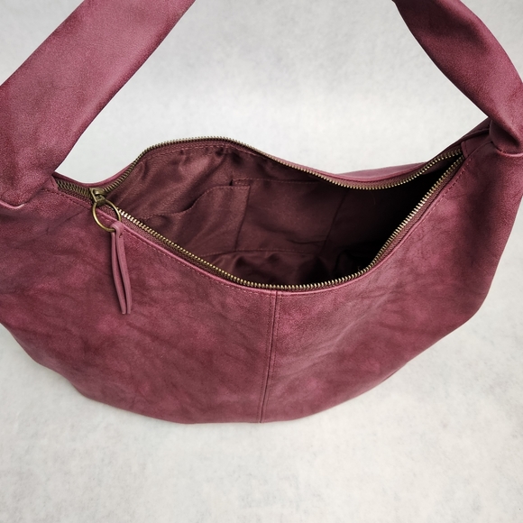 Shoulder bag Hobo bag Burgundy Vegan leather Plum color UNIVERSAL THREAD - Picture 7 of 15